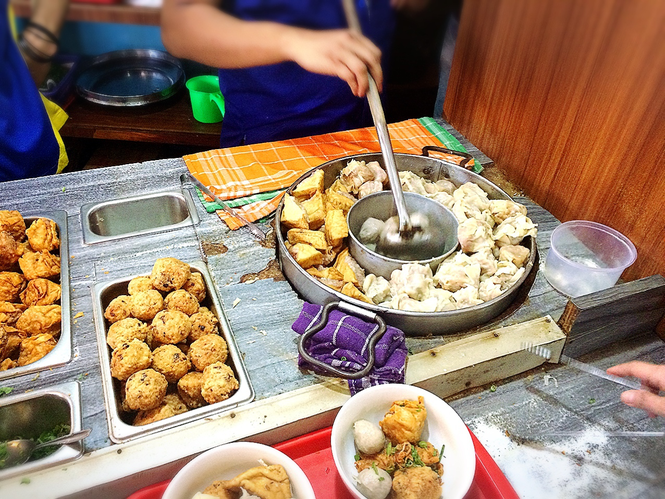 Bakso Bakwan Malang Cak Su Kumis Rawamangun Tempat Com